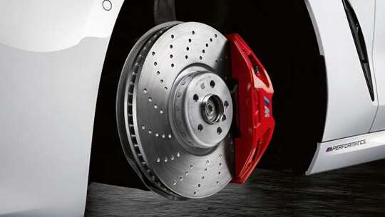 M Performance 19“ Bremsanlage. M Performance 19“ Bremsanlage.