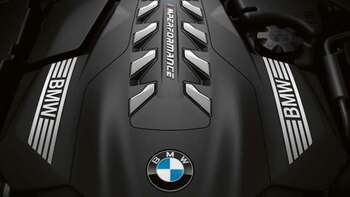 Hocheffiziente TwinPower Turbo Motoren. Hocheffiziente TwinPower Turbo Motoren.